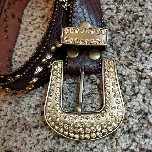 Brown Genuine leather rhinestone, studded and crosses Rodeo bling belt. SIZE M - Picture 11 of 13